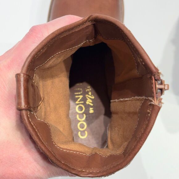 NWOB Coconuts by Matisse ROY Brown Vegan Leather Side Zip Ankle Booties Women 7M - Picture 10 of 14